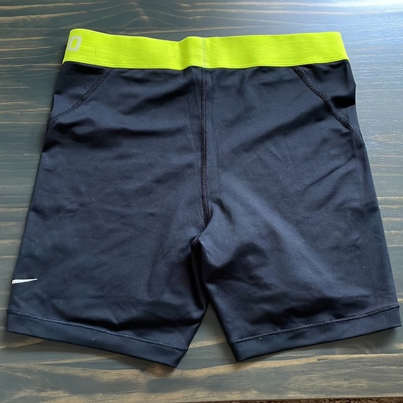 Nike Pro 5” Short - Picture 2 of 5